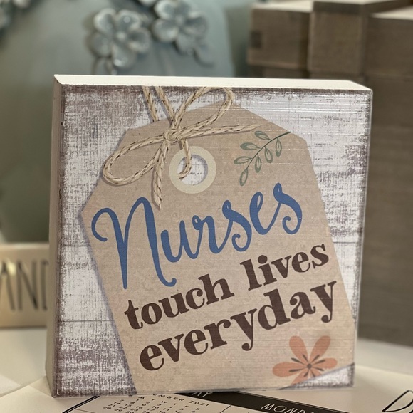 CLEARANCE❗️Nurses Touch Lives Everyday Wood Tabletop Decor - Picture 4 of 5